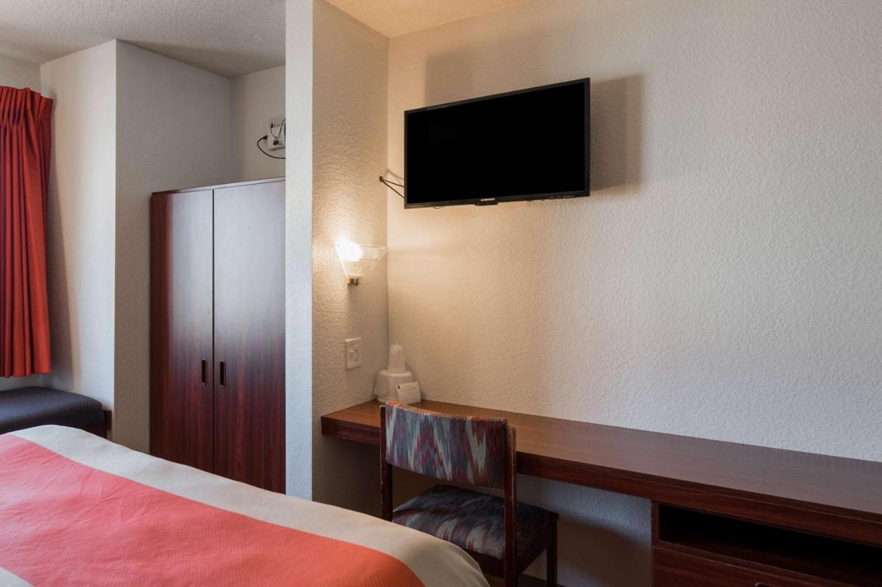 Motel 6-Olathe, Ks Kültér fotó
